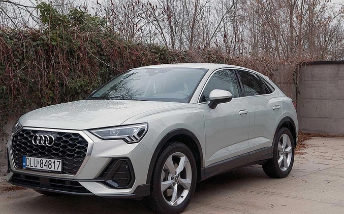 Audi Q3 cena 169000 przebieg: 19500, rok produkcji 2019 z Legnica małe 211